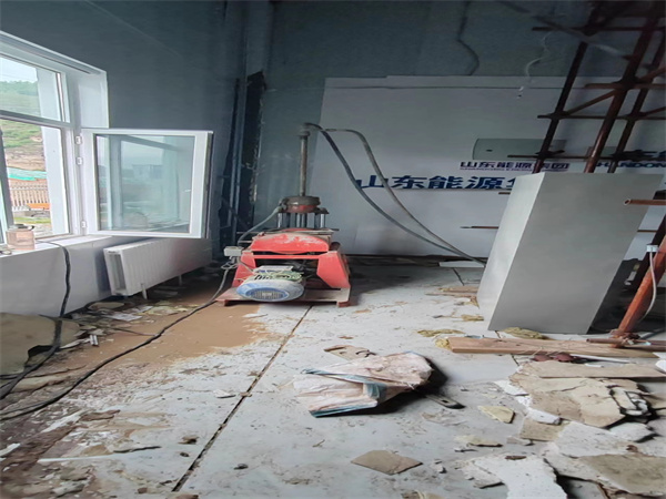 三江地基基础下沉墙体裂缝加固注浆顶升施工